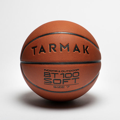 





Ballon de basket BT100 de taille 7 orange pour les hommes à partir de 13 ans .